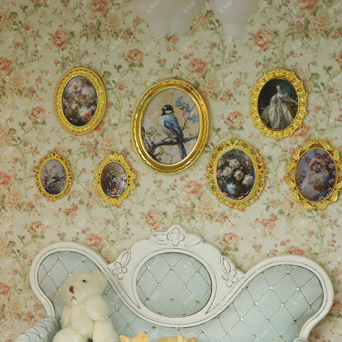 Dollhouse Frame Art Tiny Frames 7pcs with 14 Miniature Pictures Set