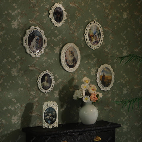 Dollhouse Frame Art Tiny Frames 7pcs with 14 Miniature Pictures Set