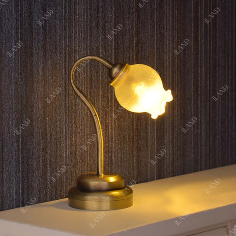 Dollhouse Vintage Flower-shaped Table Lamp