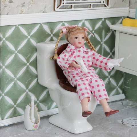 1:12 Scale Man in Robe, Woman in Robe & Pajamas Girl Doll Set