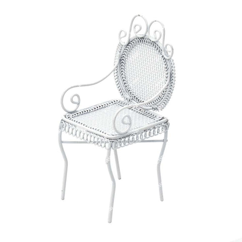 Dollhouse Patio Table w/Chairs & Iron Swing w/Rose Vines